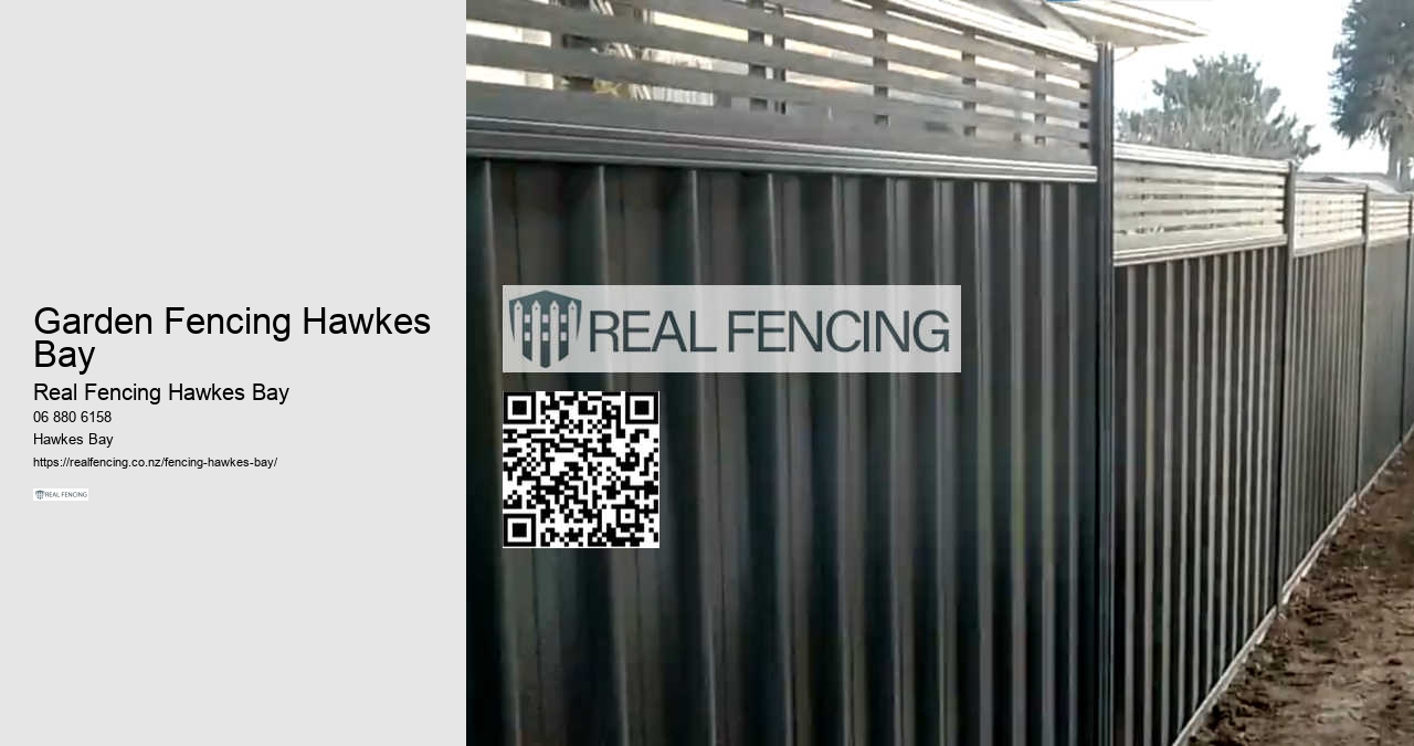 Kwila Privacy Screen