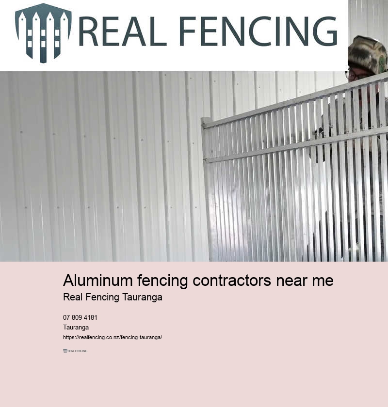 Commercial fence repair