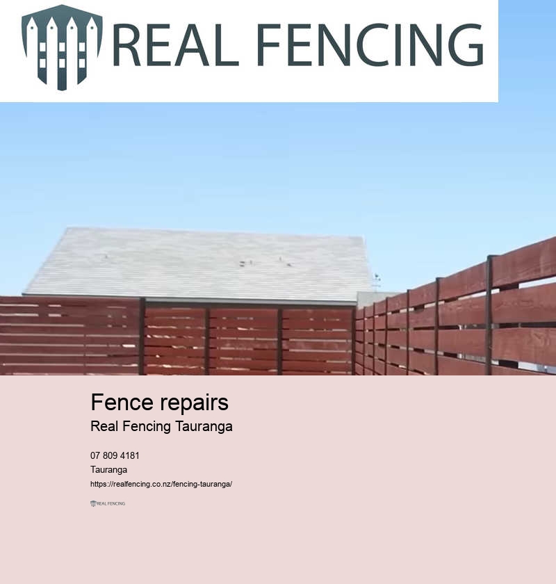 Aluminium pool fencing