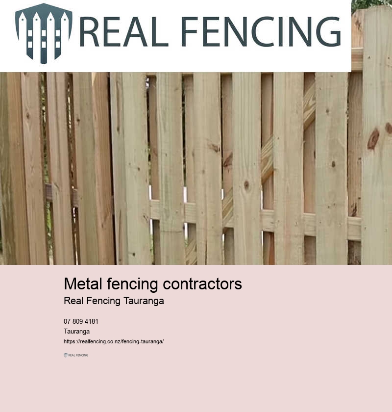 Types of metal fencing